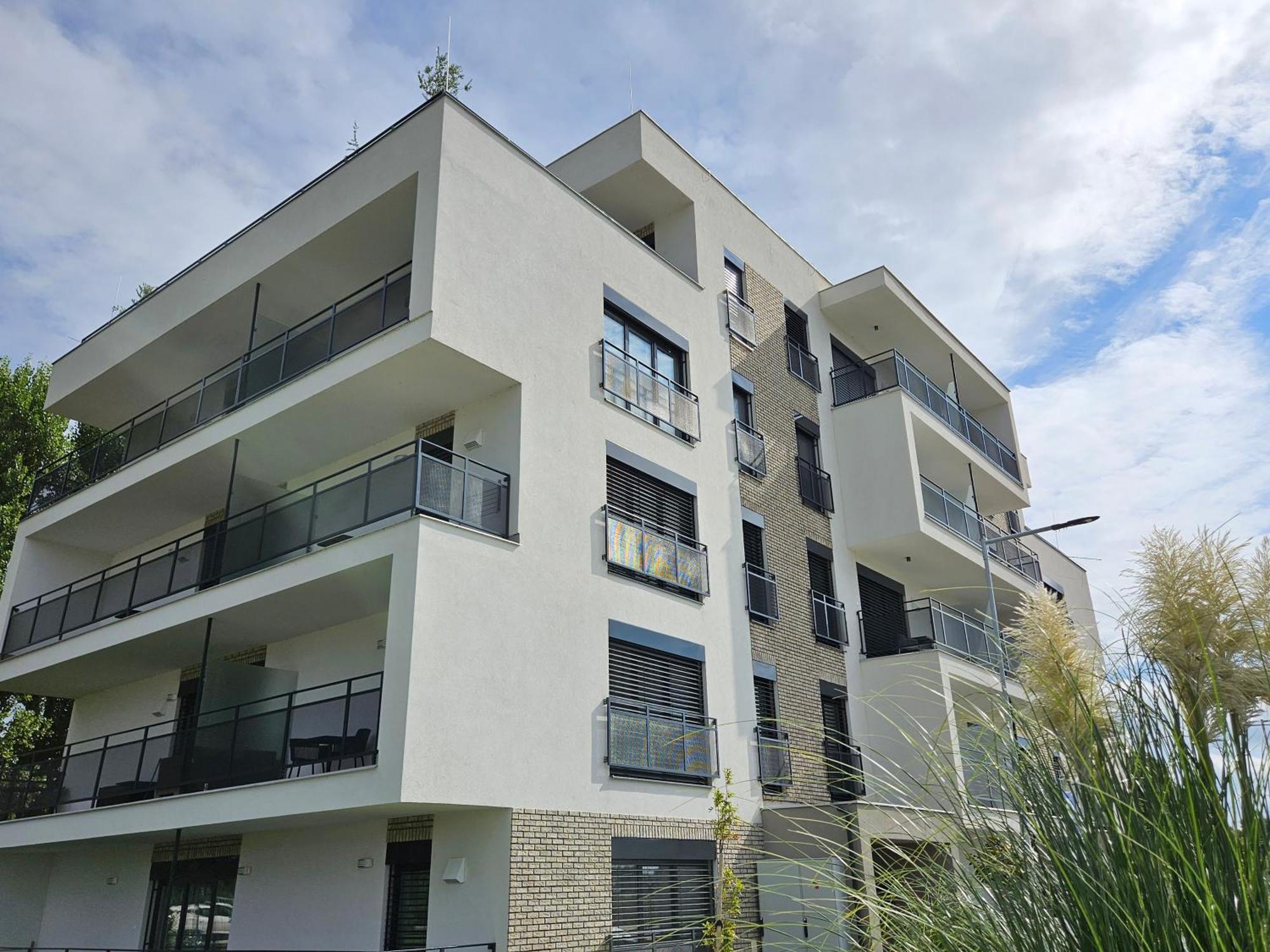 Harmonia Riva Apartman B11 Dunajská Streda Exteriér fotografie